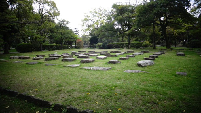 Pierres anciennes à Hiroshima